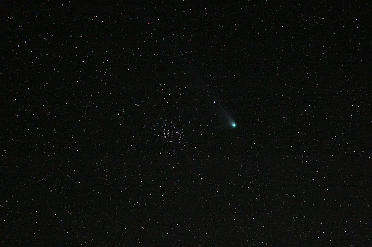 Comet C/2001 Q4 (Neat)
